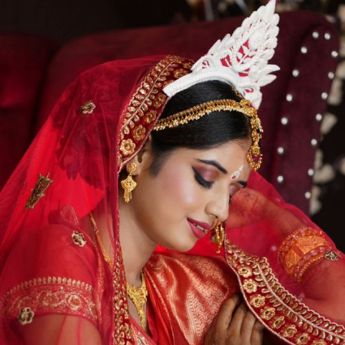 Airbrush makeup by Showstopper by Simran